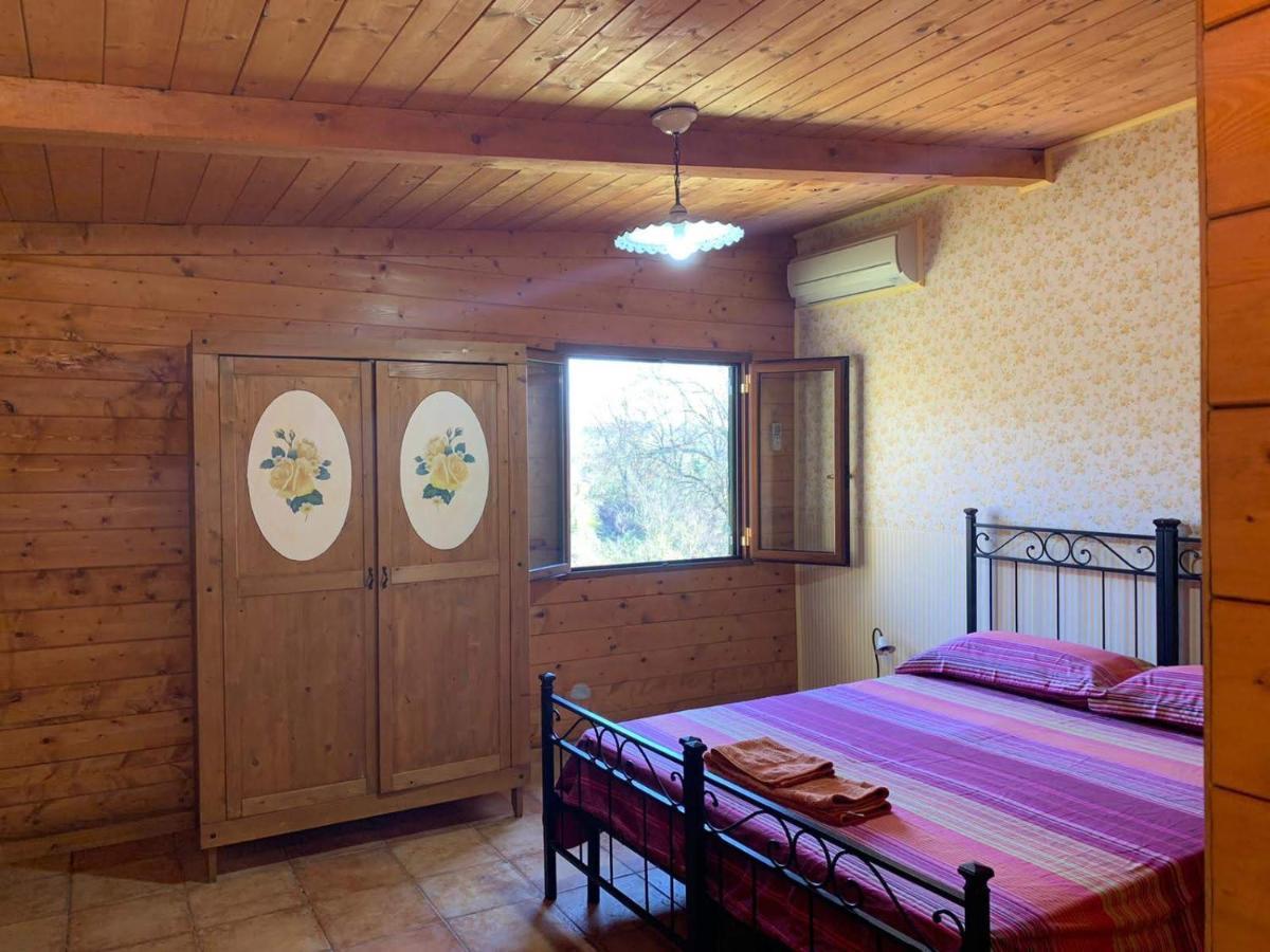Villa Night In The Wood Sorbo à Campagnano Di Roma Extérieur photo