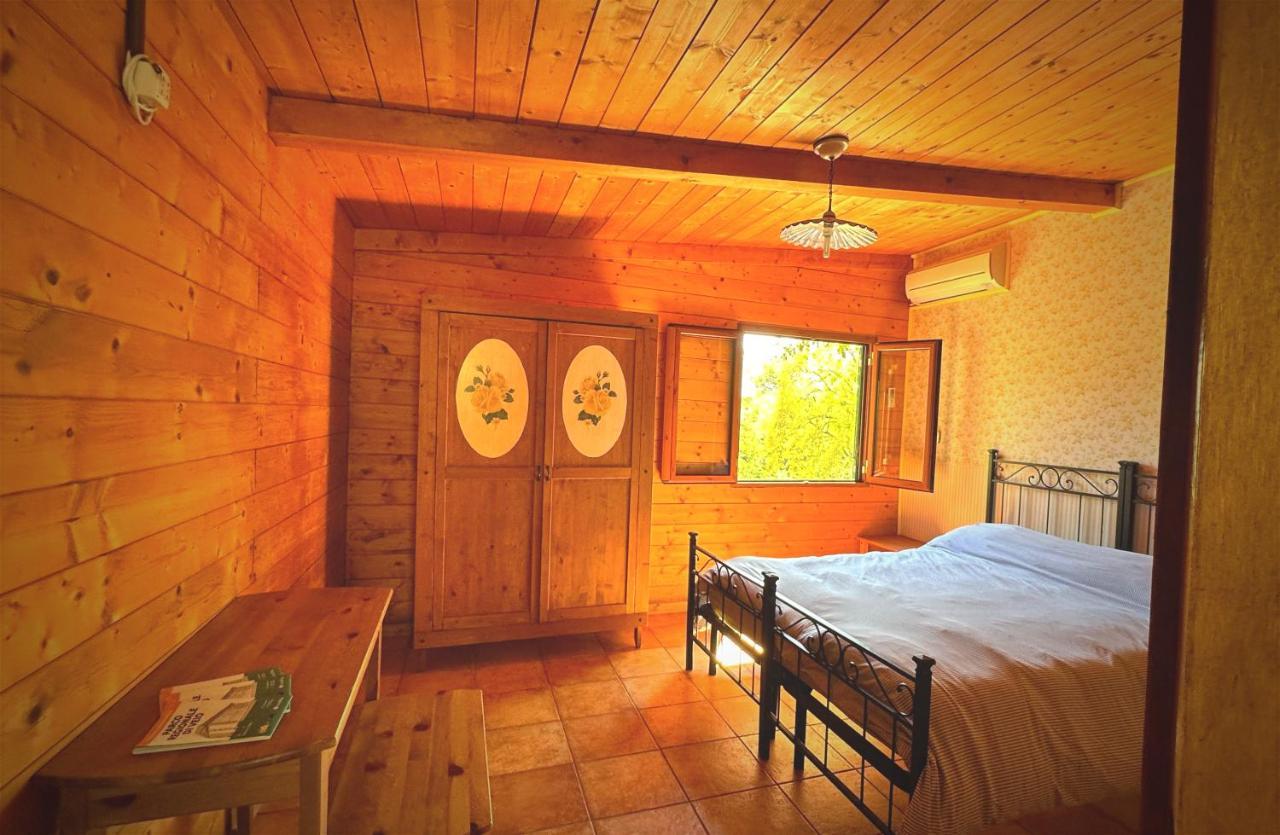 Villa Night In The Wood Sorbo à Campagnano Di Roma Extérieur photo